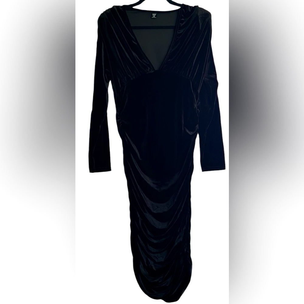 S H E I N Solid Black Velour Long Sleeve Mermaid Style Dress, Size 1XL(14), EUC.
